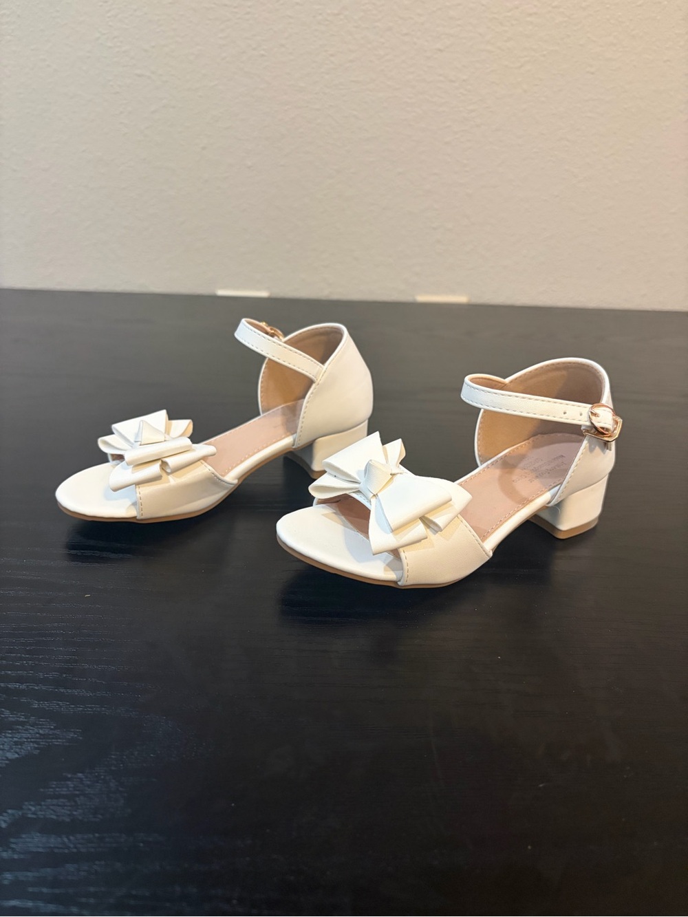 Girls White Bow Dress Sandals